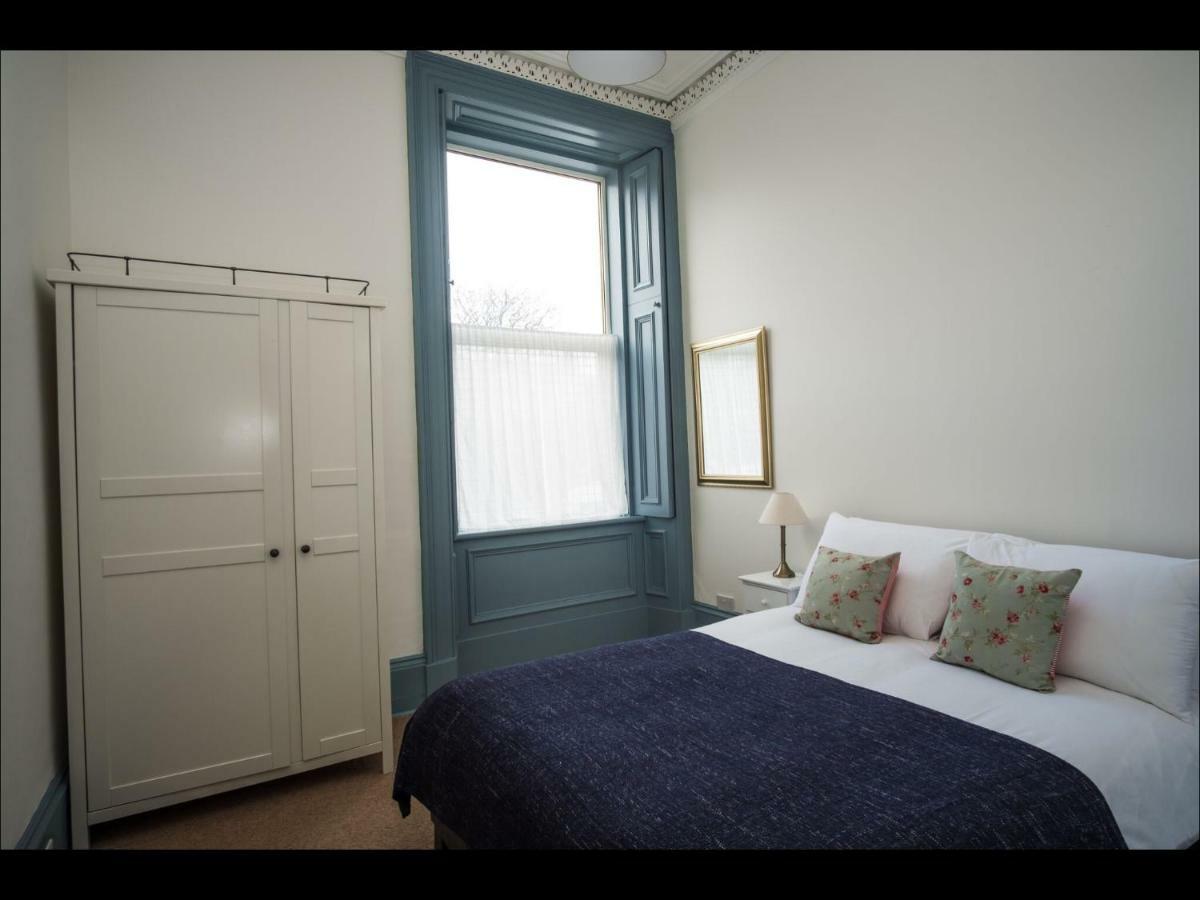Cedar Apartment Helensburgh Eksteriør bilde